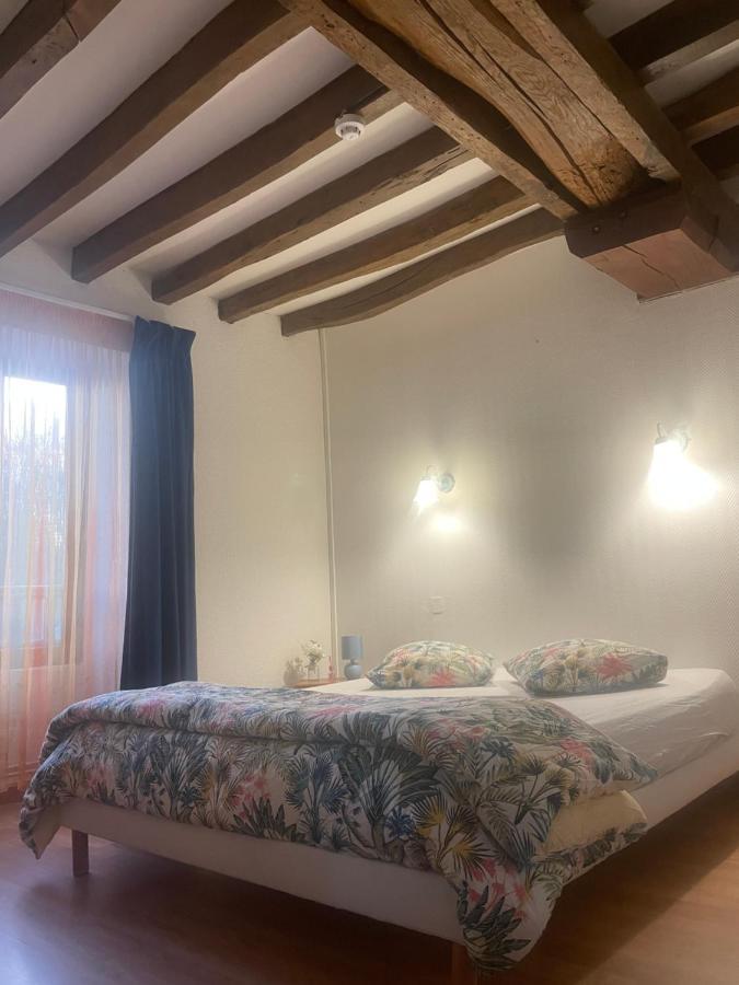 L'Auberge L'Oree Du Bois Aillieres-Beauvoir Exteriör bild